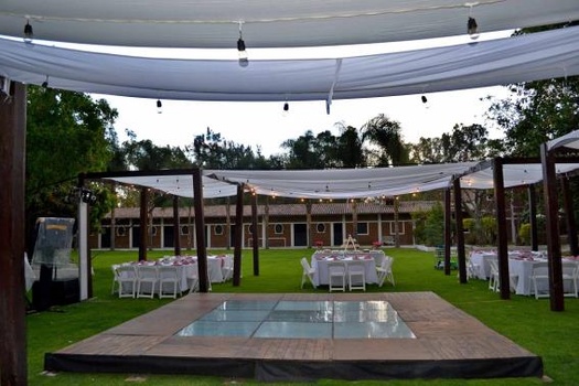 SALON DE PINATAS